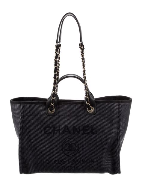 chanel deauville misure|Chanel deauville medium tote.